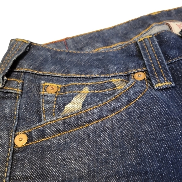 True Religion Becky Low Rise Boot Cut Jeans Dark Blue Gold Logo Print Like New - Picture 8 of 12